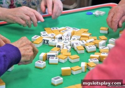 mg电子平台德州扑克入门:手牌等级与核心玩法全解析