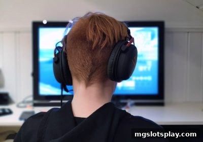 mg电子游戏：沉浸式娱乐中的思维进阶与价值回归